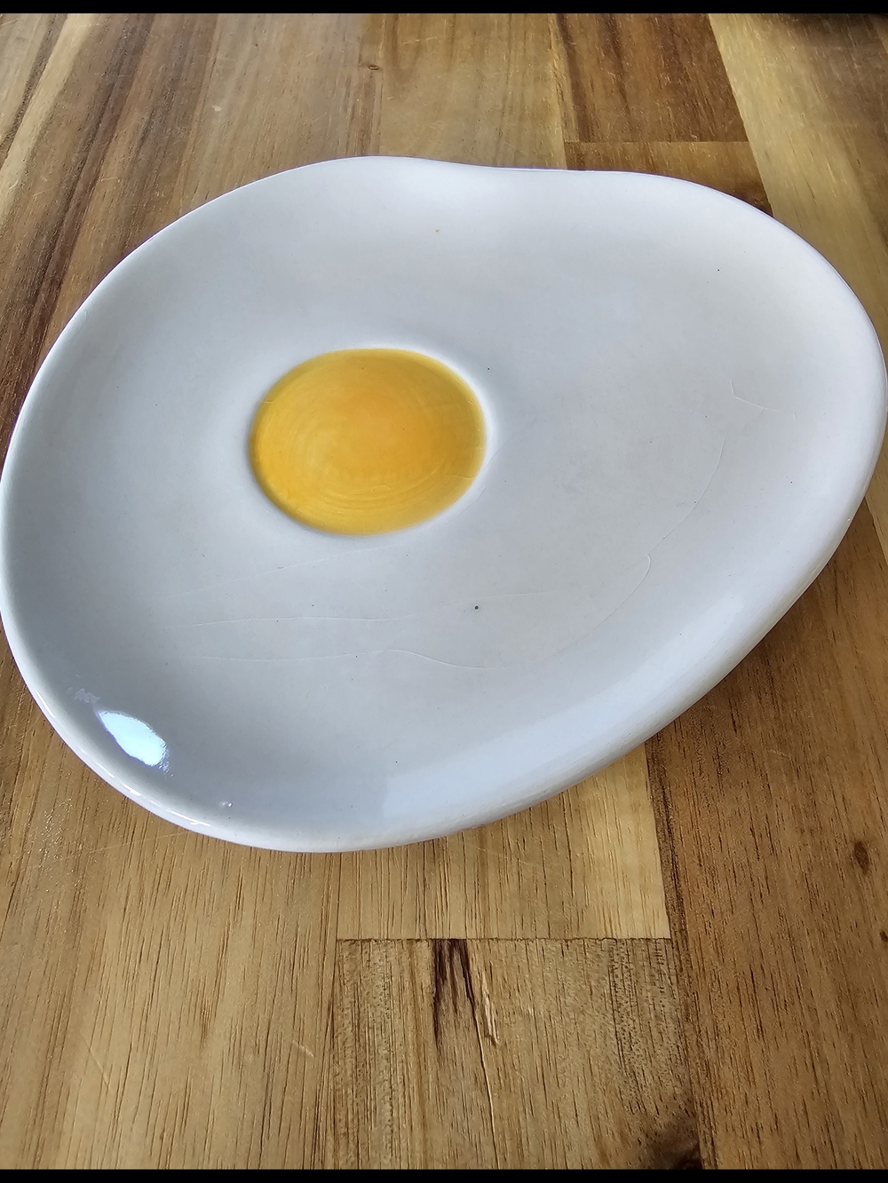 White Ceramic Egg-Yolk Accent Small Plate - Yellow Center